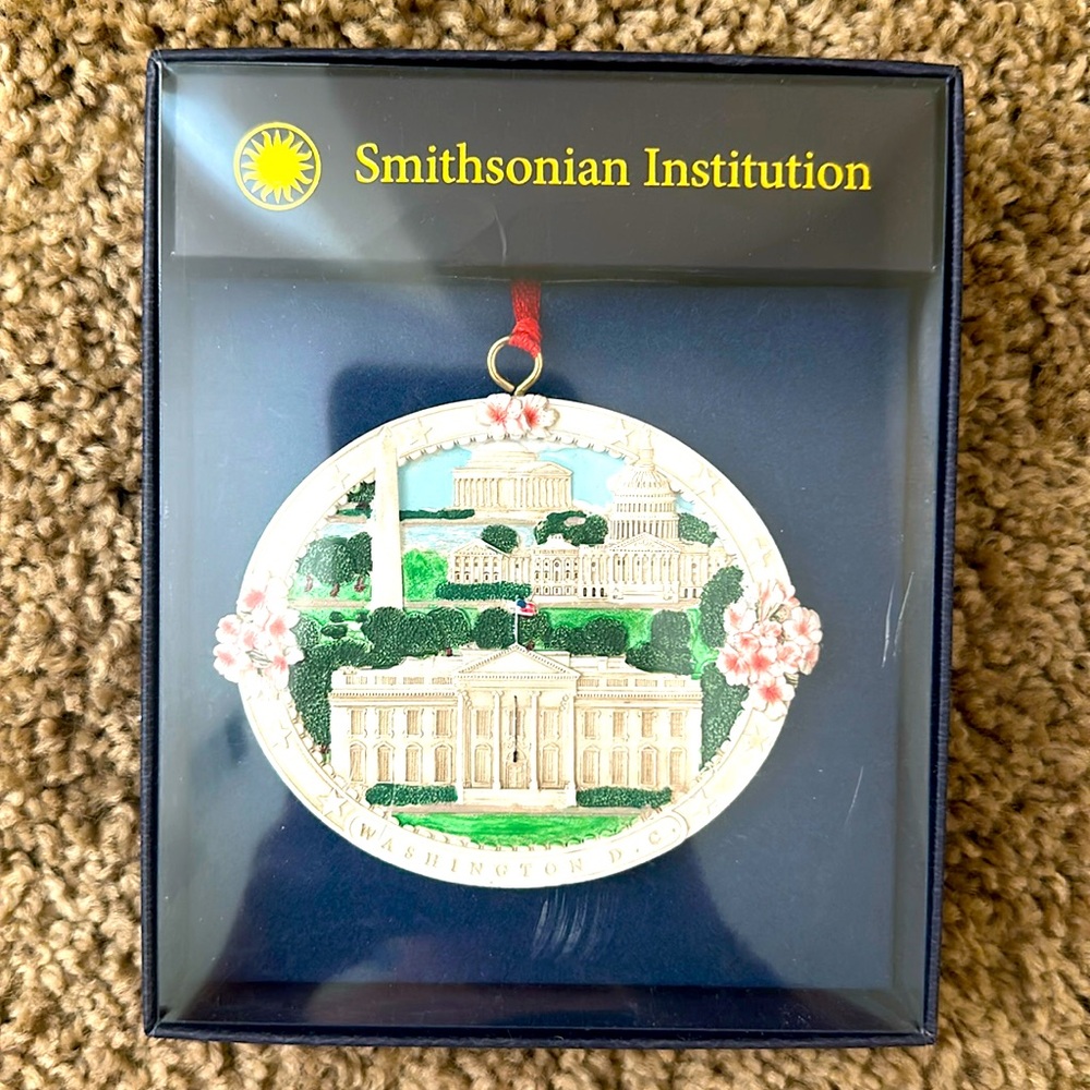 Washington DC ornament